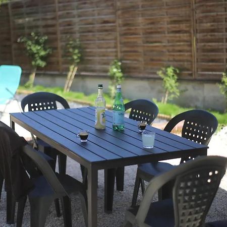 La Montrieuse, Chambre individuelle avec sauna et baignoire spa Naveil Extérieur photo